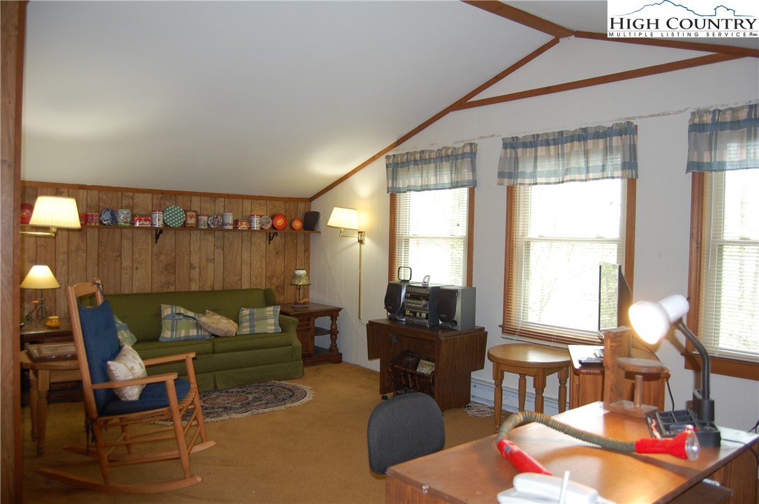343 Windridge Road Newland, NC 28657 - Photo 12 of 20 Gallery Image 12