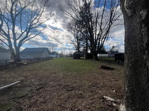 $205,000 | 511 South Russell Street, Champaign, IL 61821