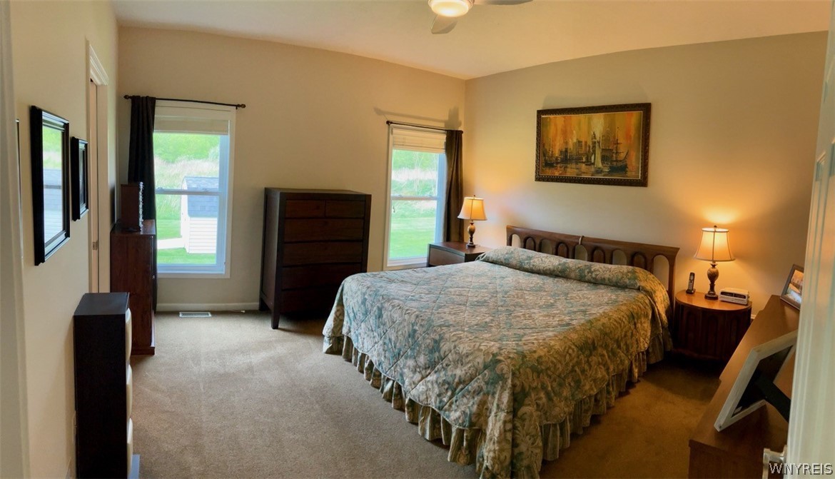 28 Willow Wind Trail Ogden, NY 14624 - Photo 18 of 38 Spacious Master Suite