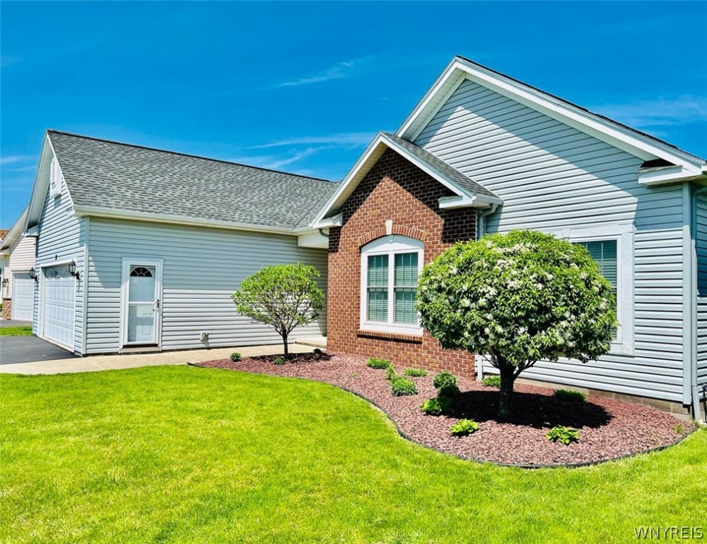 28 Willow Wind Trail Ogden, NY 14624 - Photo 2 of 38 Lovingly Maintained Patio/Ranch Style home