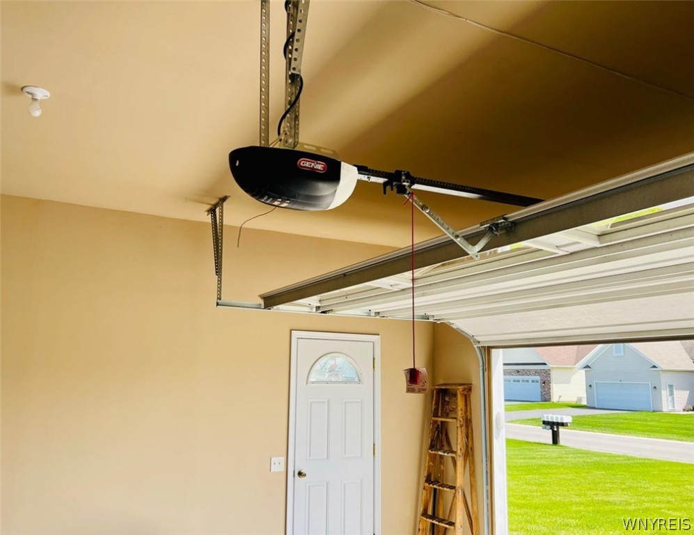 28 Willow Wind Trail Ogden, NY 14624 - Photo 30 of 38 Garage with opener