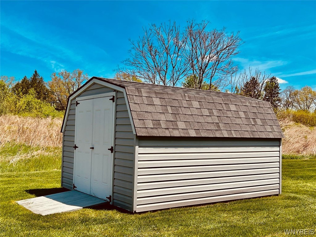 28 Willow Wind Trail Ogden, NY 14624 - Photo 10 of 38 Amish Built Storage Shed