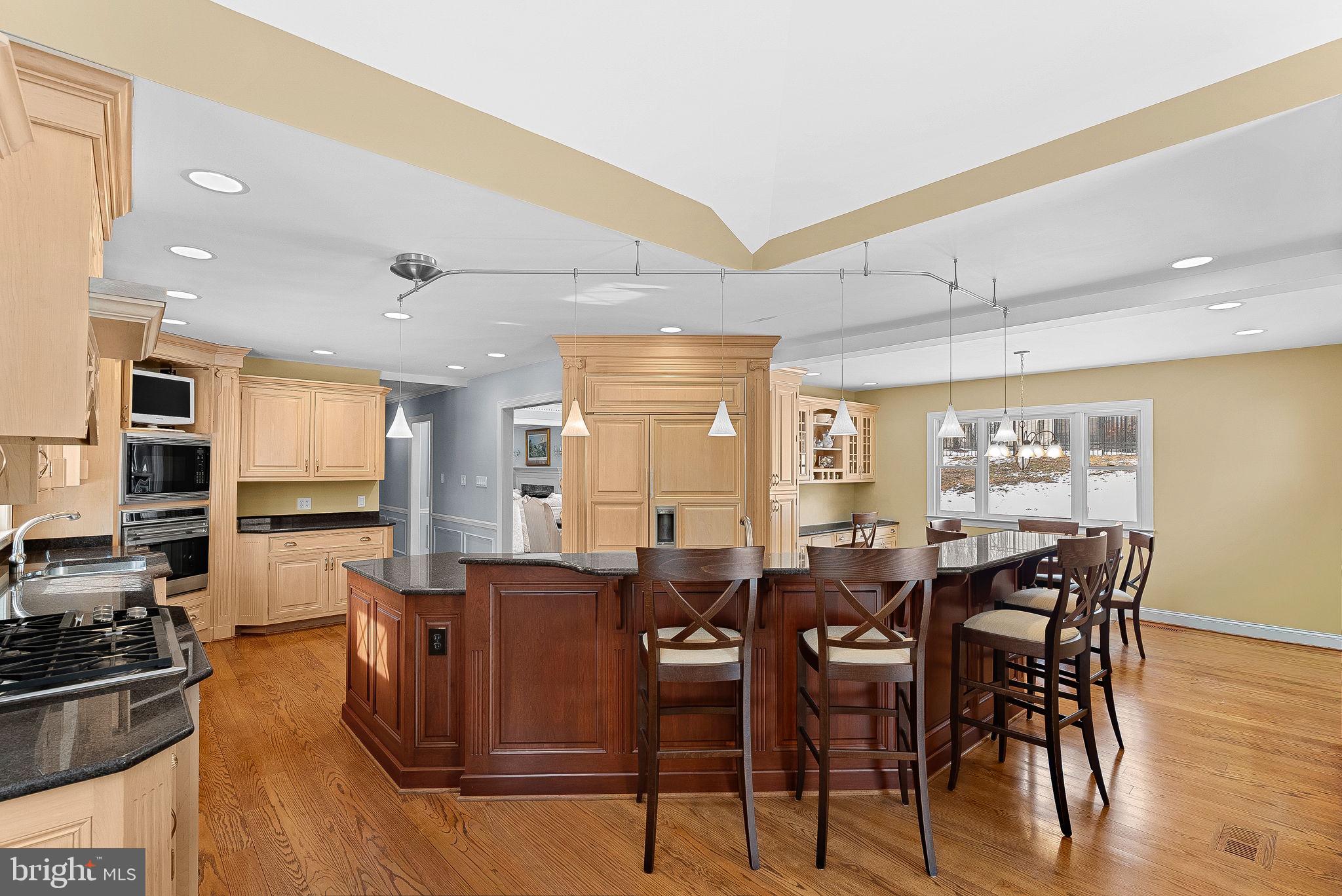 714 Seneca Road Great Falls, VA 22066 - Photo 12 of 58 Large Open Kitchen