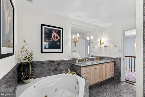 $2,100,000 | 714 Seneca Road, Great Falls, VA 22066