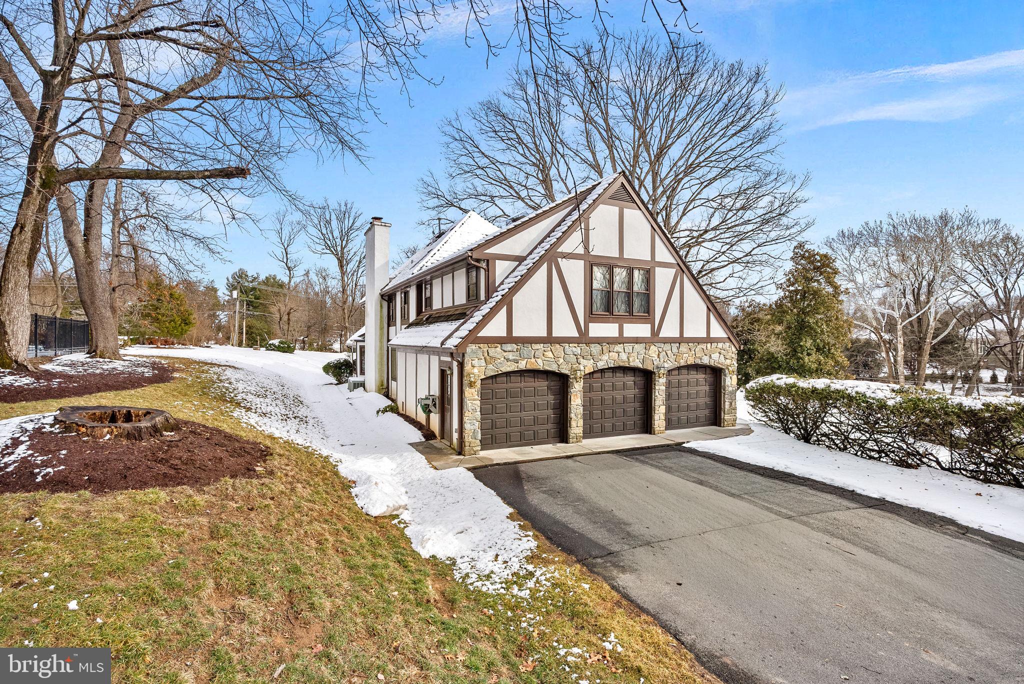 714 Seneca Road Great Falls, VA 22066 - Photo 54 of 58 3 Car Garage