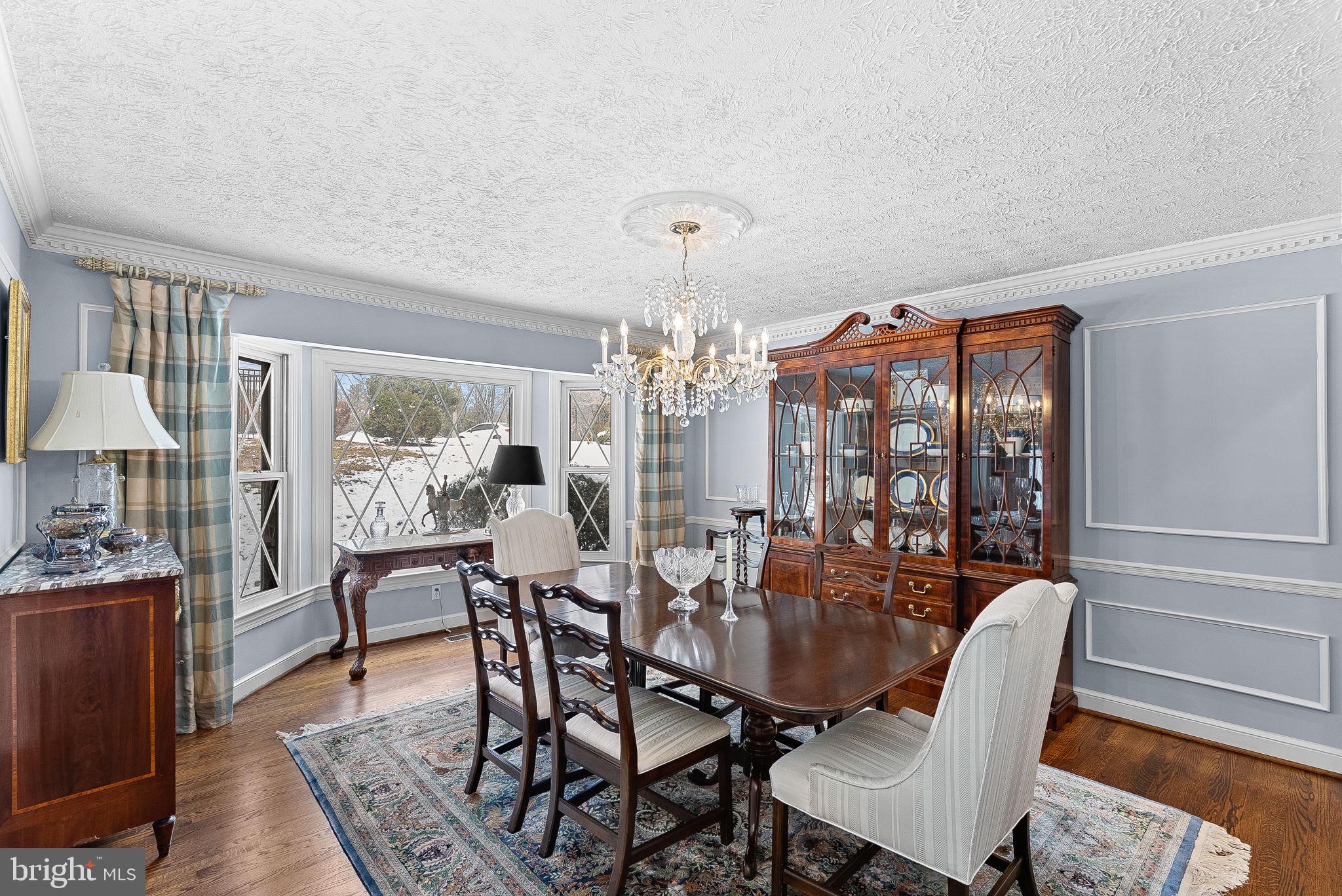 714 Seneca Road Great Falls, VA 22066 - Photo 10 of 58 Formal Dining Room