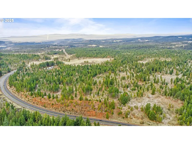 a view of an outdoor space and a lake view