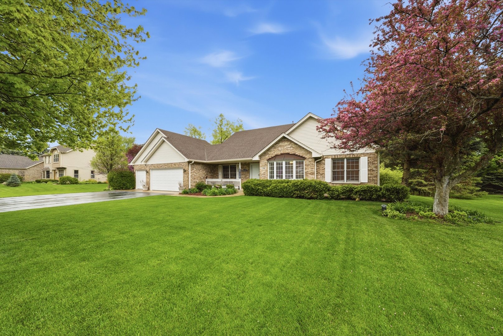 706 Silver Glen Road McHenry, IL 60050 - Photo 3 of 26