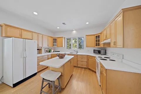 $1,799,900 | 15 Great Plain Avenue, Wellesley, MA 02482