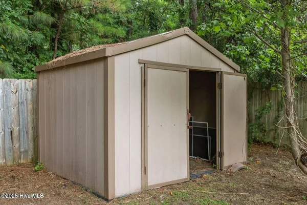 $250,000 | 120 Winthrope Way, Jacksonville, NC 28546