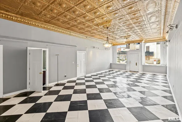 a black and white checkered floor