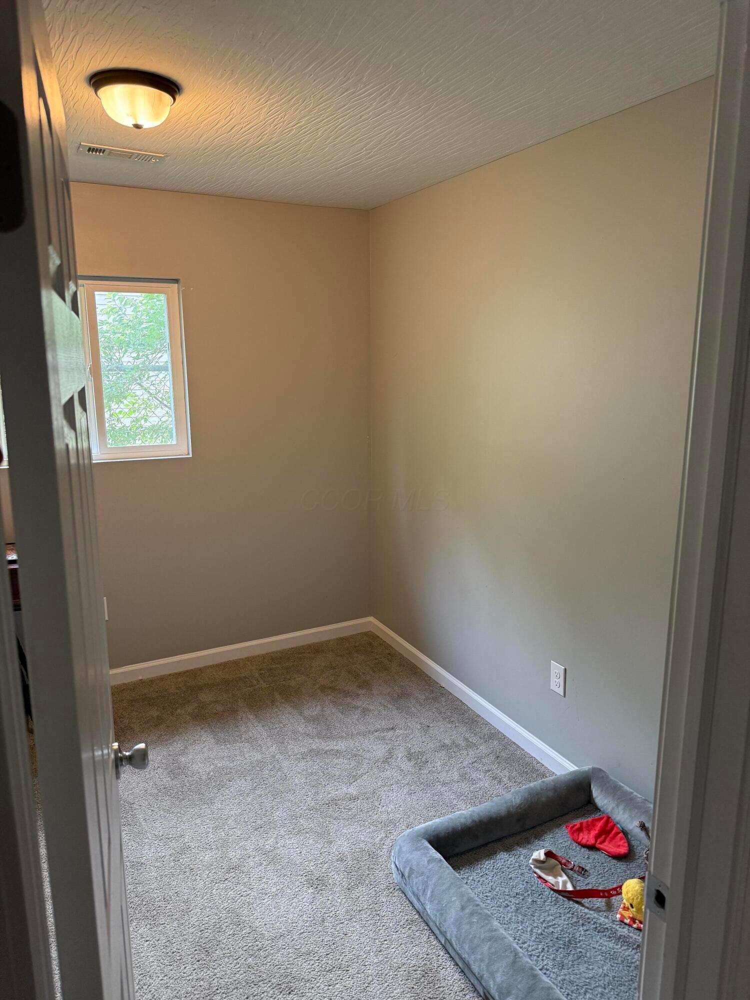 2901 Nuway Road Columbus, OH 43207 - Photo 17 of 21 Bedroom 4 of 4
