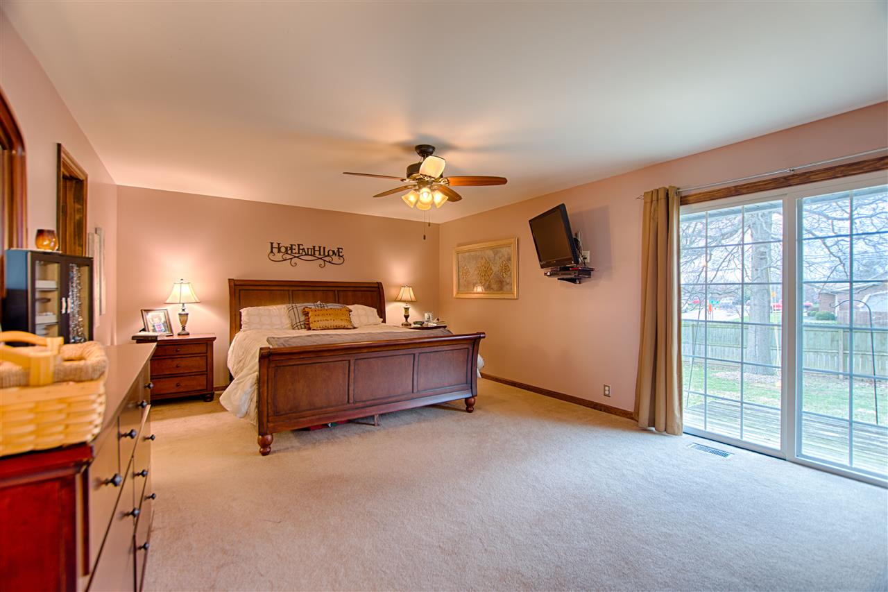 8066 Ridgemont Drive Newburgh, IN 47630 - Photo 27 of 36 Gallery Image 27
