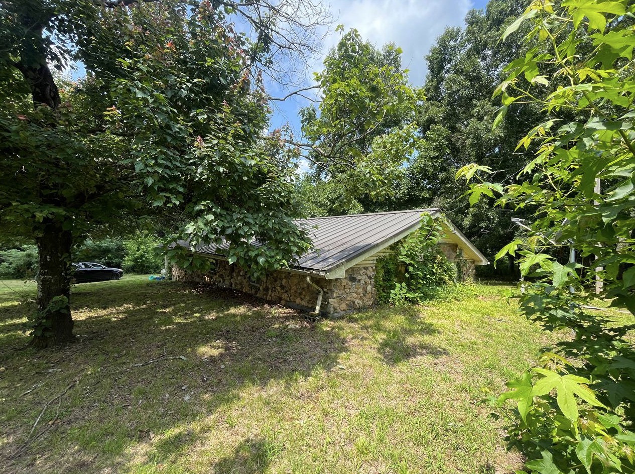 6101 Craig Road Cypress Inn, TN 38452 - Photo 3 of 38