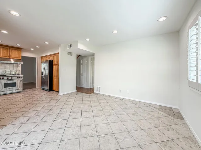 $975,000 | 253 Reddington Court, Camarillo, CA 93010