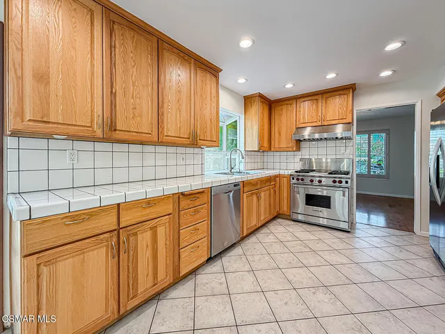 $975,000 | 253 Reddington Court, Camarillo, CA 93010