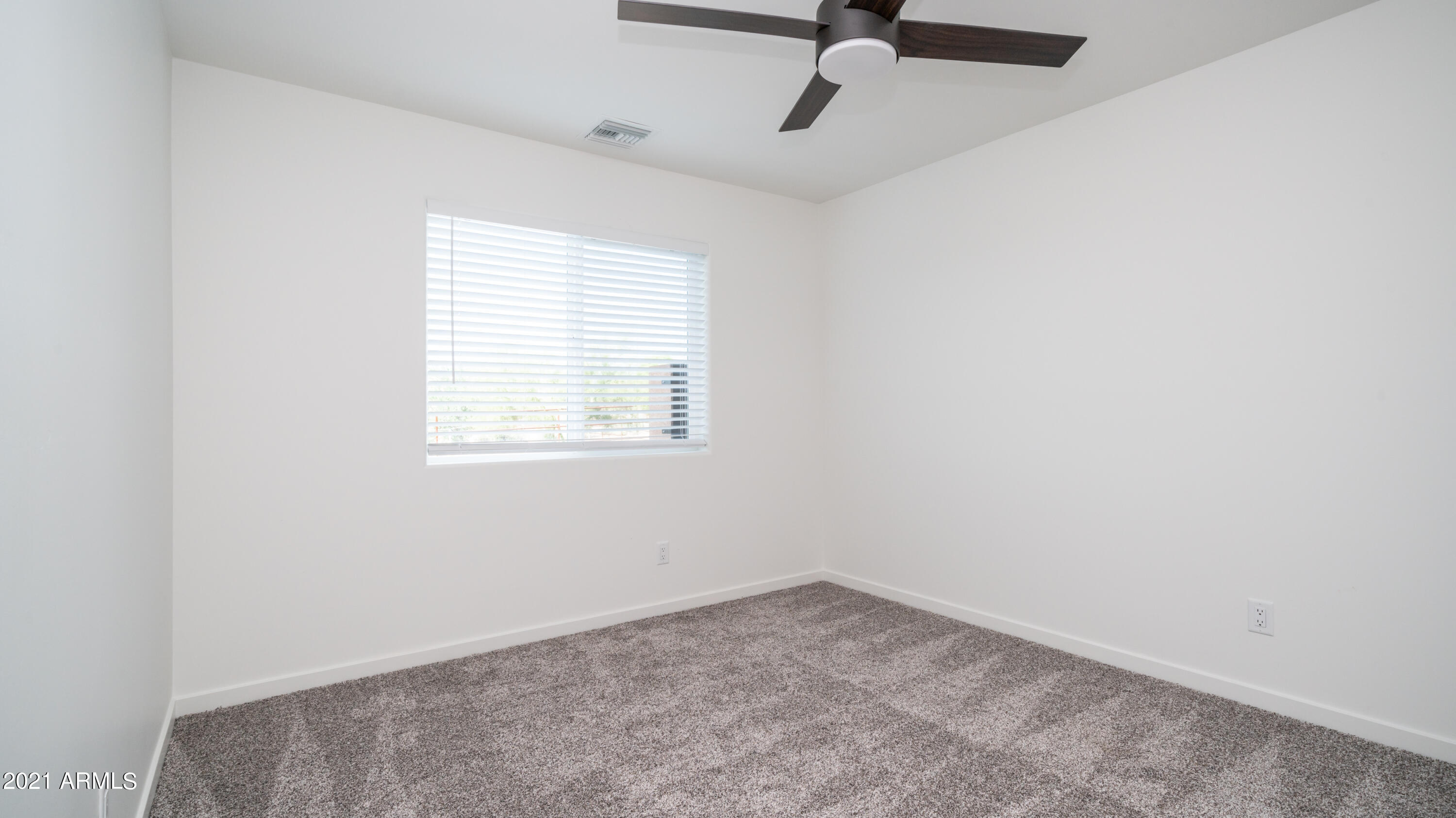 327 North Boyd Road Apache Junction, AZ 85119 - Photo 19 of 45 327 North Boyd Road-18