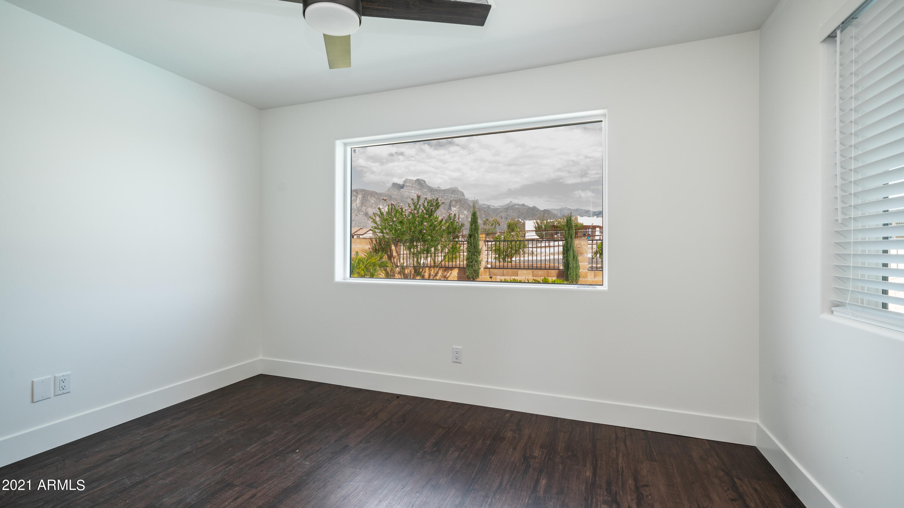 327 North Boyd Road Apache Junction, AZ 85119 - Photo 21 of 45 327 North Boyd Road-20