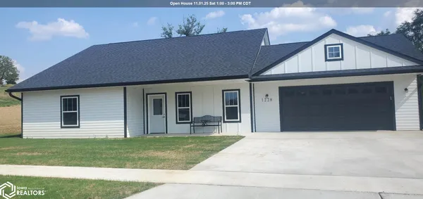 $284,900 | 1228 North 16th Street, Denison, IA 51442
