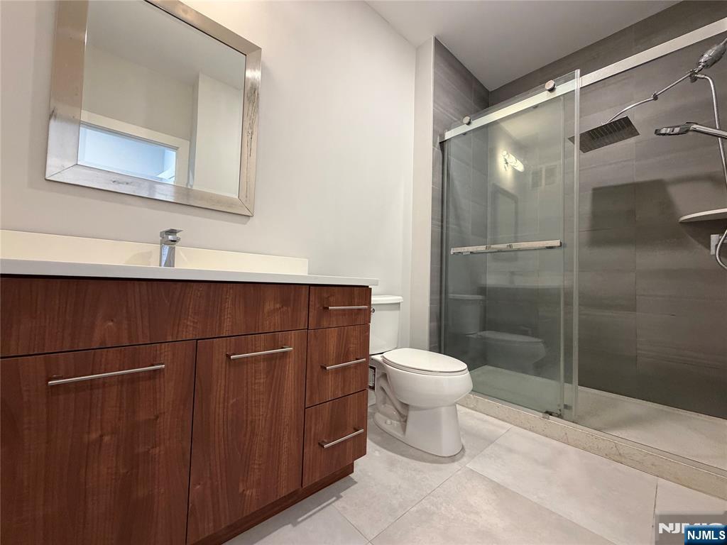 2150 North Central Road, Unit 306 Fort Lee, NJ 07024 - Photo 8 of 19