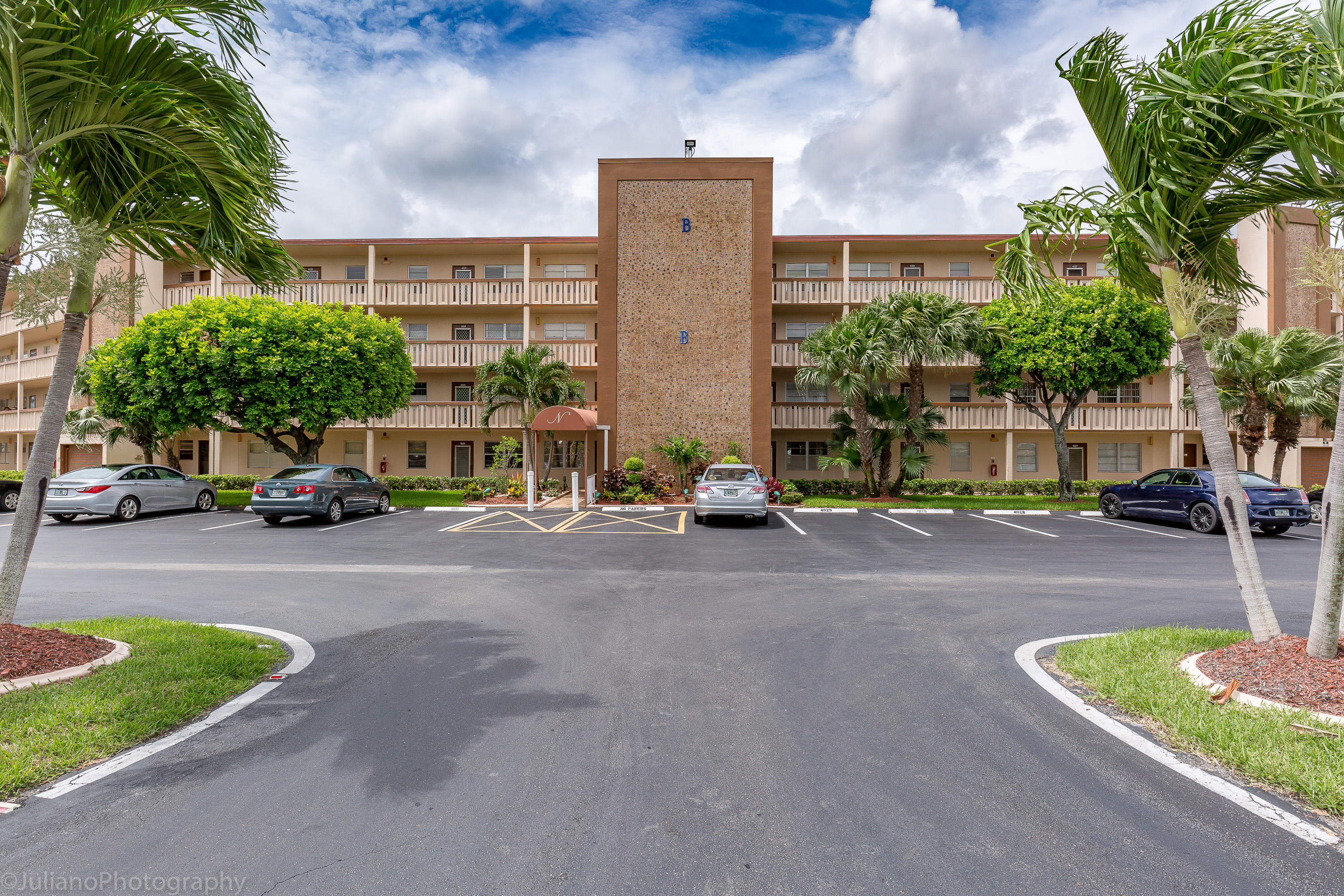2031 Newcastle, Unit B Boca Raton, FL 33434 - Photo 27 of 43 NEWCASTLE B