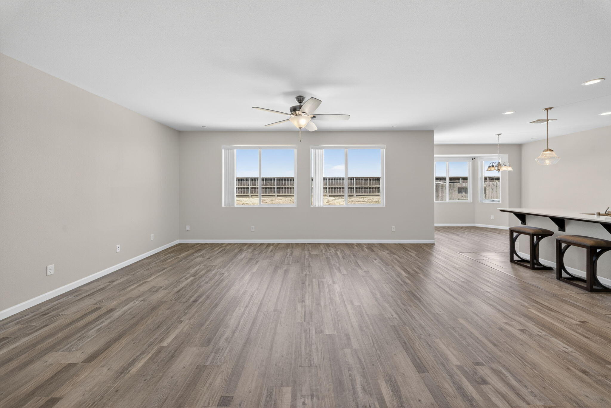 3272 Spring Sails Avenue Tulare, CA 93274 - Photo 15 of 43