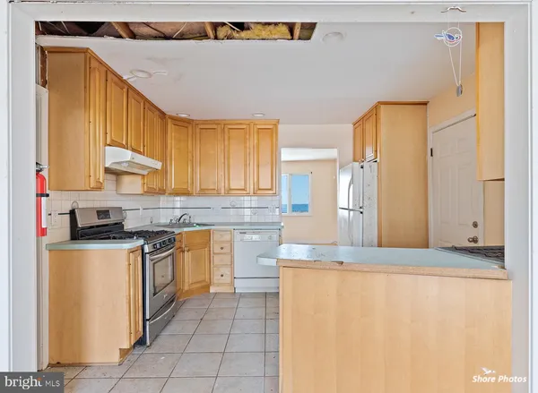 $799,000 | 10 Iowa Court, Tuckerton, NJ 08087