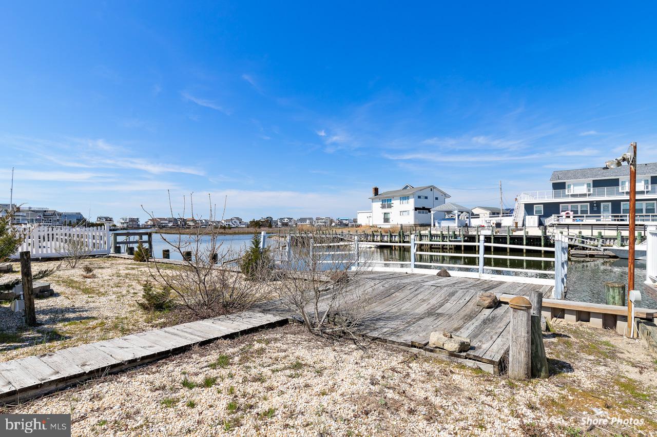 10 Iowa Court Tuckerton, NJ 08087 - Photo 32 of 33 a view of a terrace with wooden floor and city view