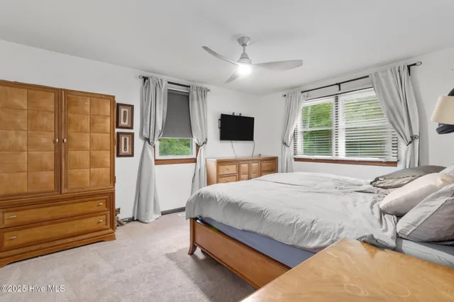 $385,000 | 185 Launch Landing Road, Moyock, NC 27958