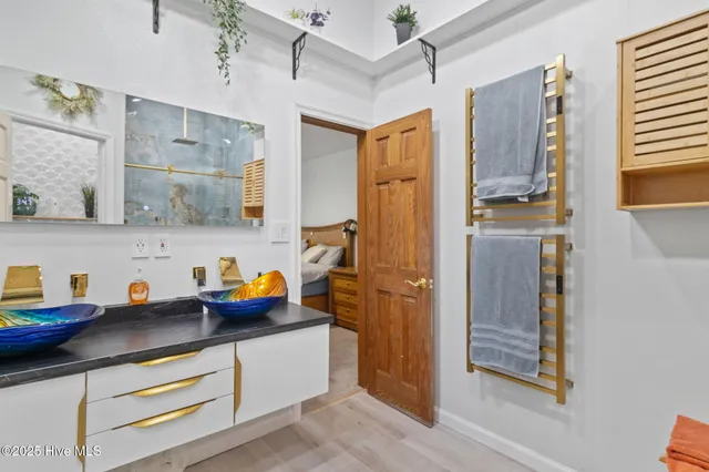 $385,000 | 185 Launch Landing Road, Moyock, NC 27958