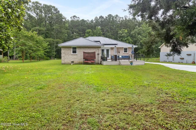 $385,000 | 185 Launch Landing Road, Moyock, NC 27958