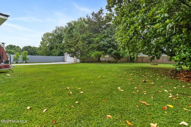 $385,000 | 185 Launch Landing Road, Moyock, NC 27958