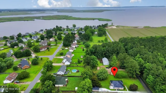 $385,000 | 185 Launch Landing Road, Moyock, NC 27958