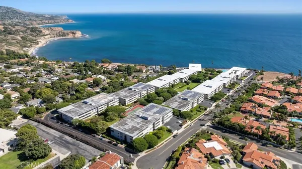 $720,000 | 32653 Seagate Drive, Unit 208, Rancho Palos Verdes, CA 90275
