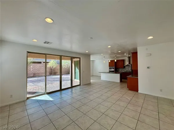 $2,500 | 6331 White Lies Street, Las Vegas, NV 89113