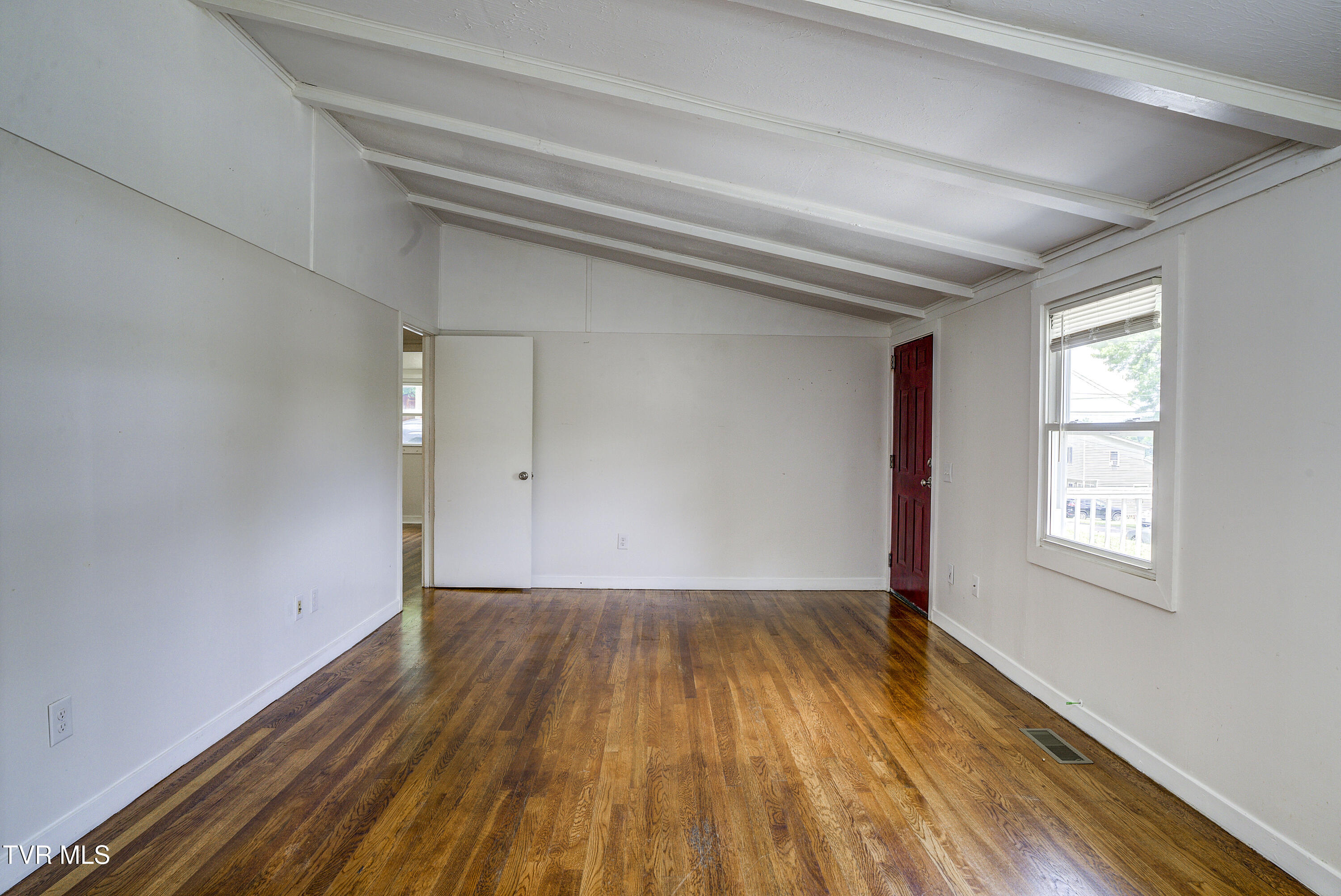612 Trudy Street Elizabethton, TN 37643 - Photo 6 of 22 Trudy--2