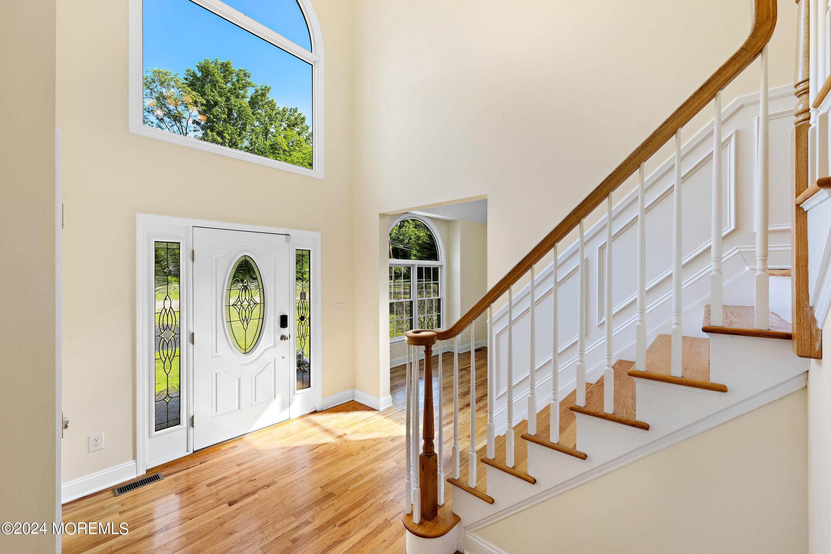 200 Red Hill Road Middletown, NJ 07748 - Photo 2 of 58 200RedHillOnline-6