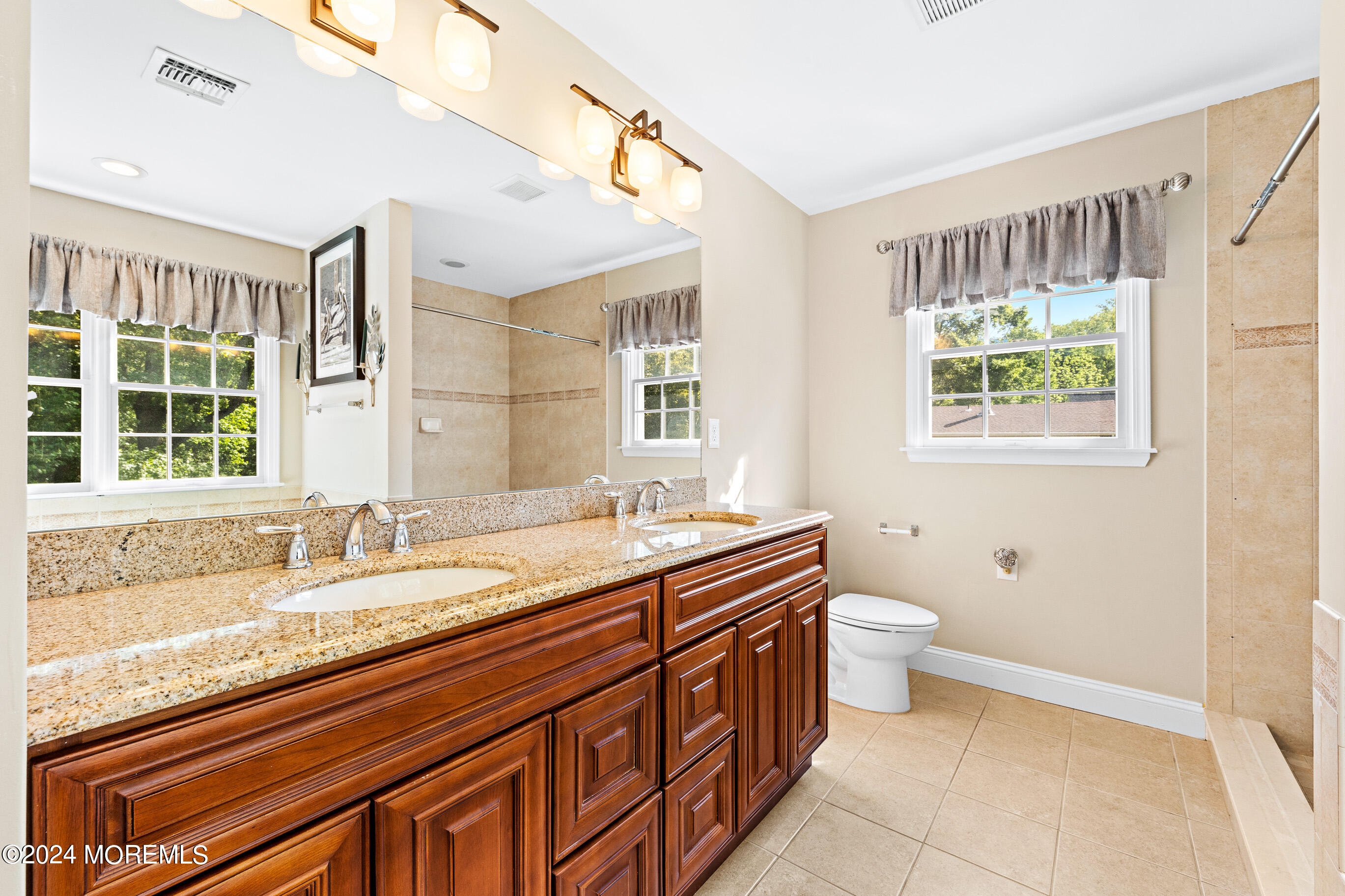 200 Red Hill Road Middletown, NJ 07748 - Photo 21 of 58 200RedHillOnline-41
