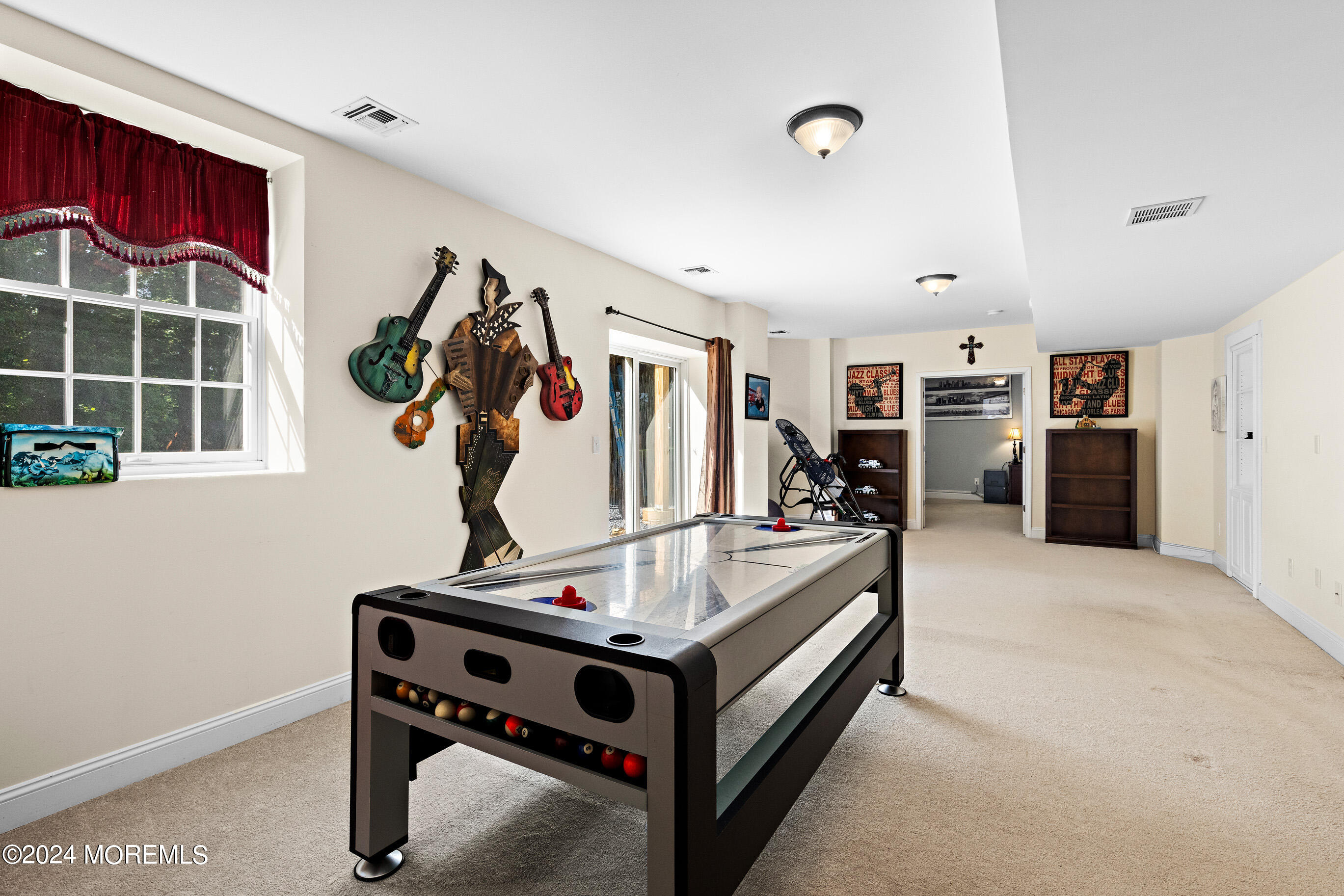 200 Red Hill Road Middletown, NJ 07748 - Photo 30 of 58 200RedHillOnline-54