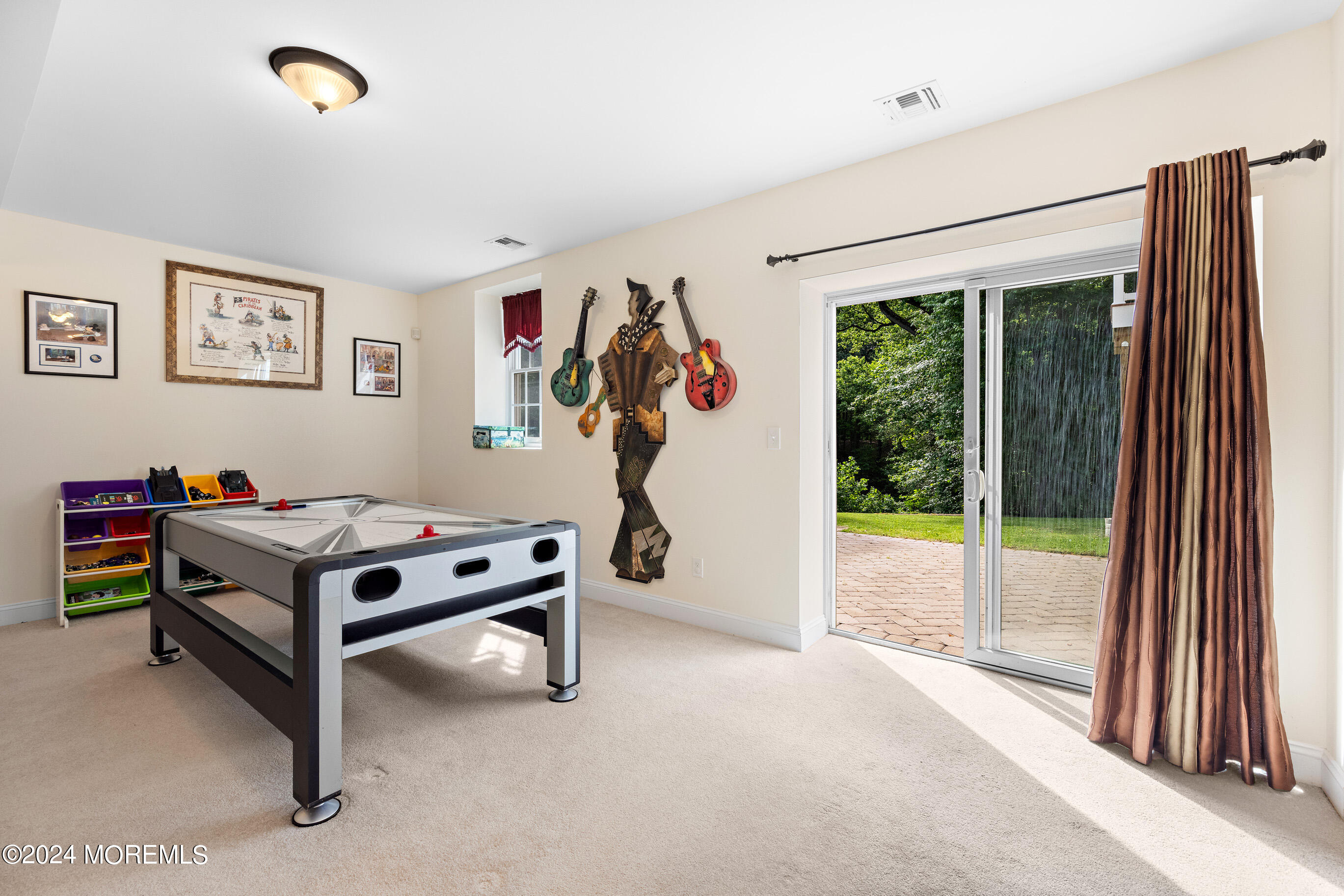 200 Red Hill Road Middletown, NJ 07748 - Photo 32 of 58 200RedHillOnline-57