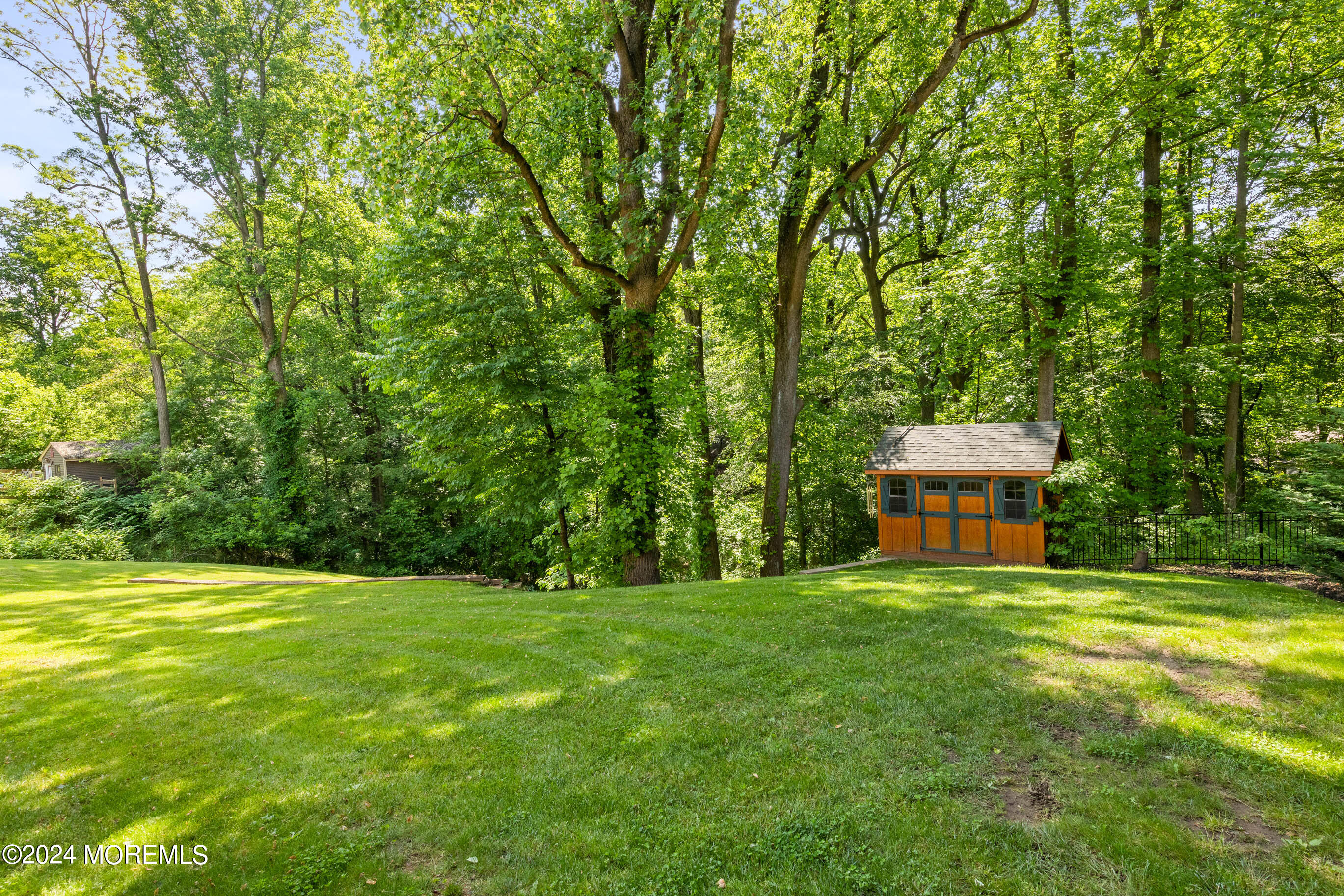 200 Red Hill Road Middletown, NJ 07748 - Photo 51 of 58 200RedHillOnline-71