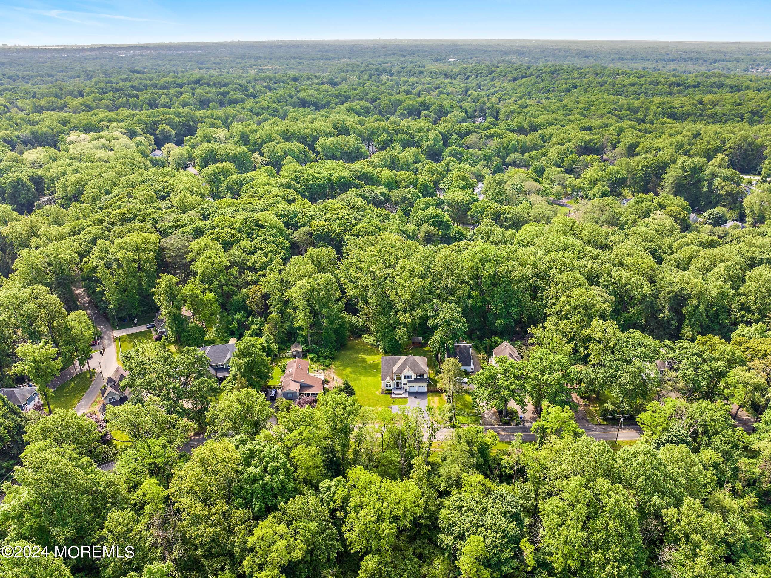 200 Red Hill Road Middletown, NJ 07748 - Photo 53 of 58 200RedHillDroneOnline-3