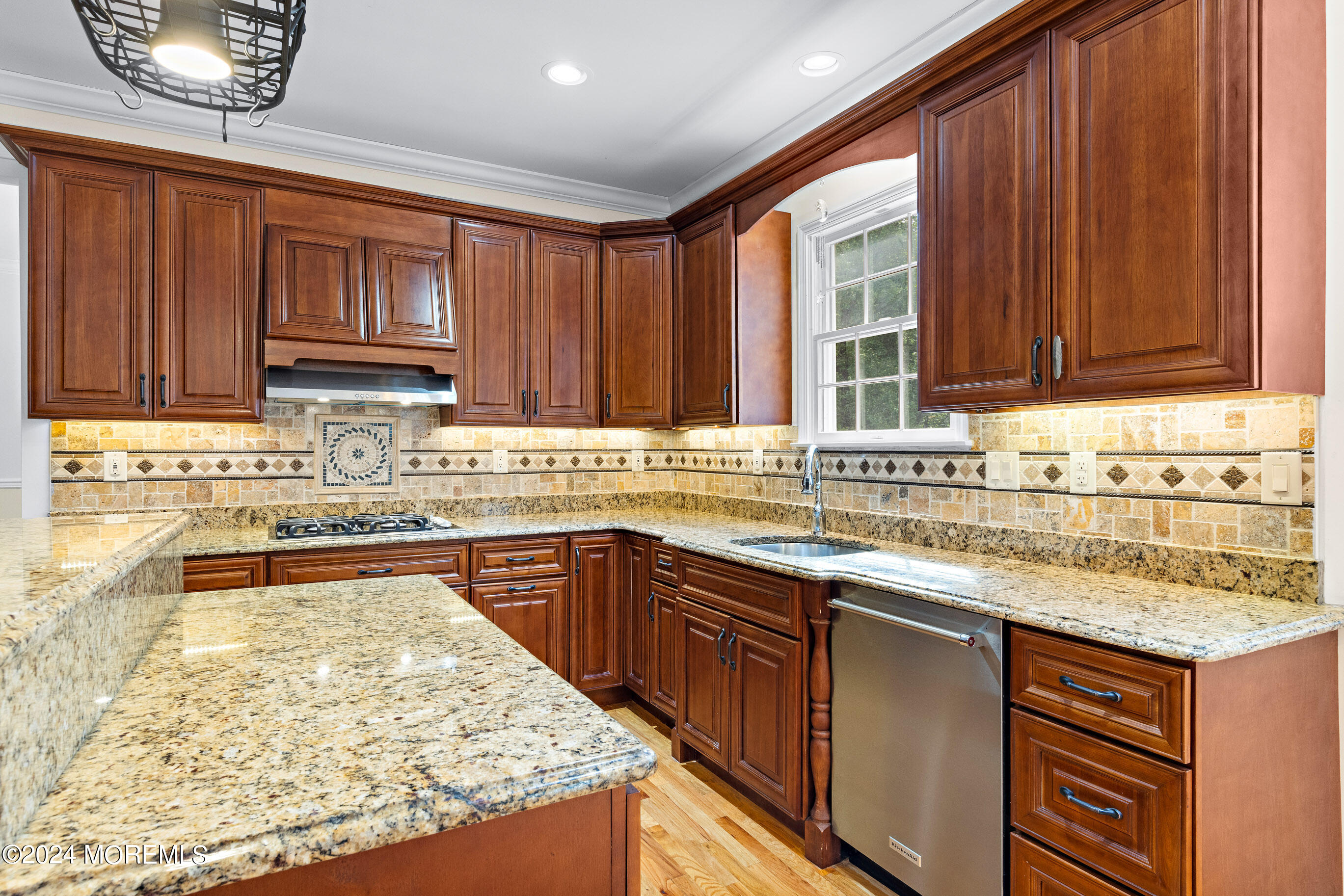 200 Red Hill Road Middletown, NJ 07748 - Photo 8 of 58 200RedHillOnline-19