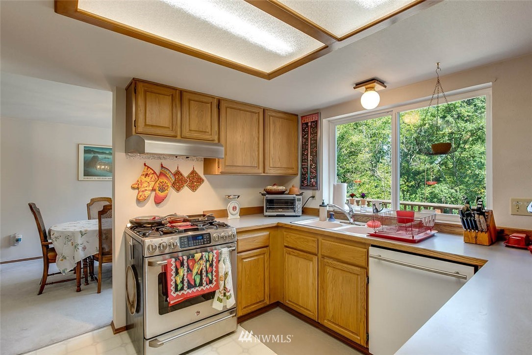 1330 North 40th Street Renton, WA 98056 - Photo 9 of 25 Gallery Image 9