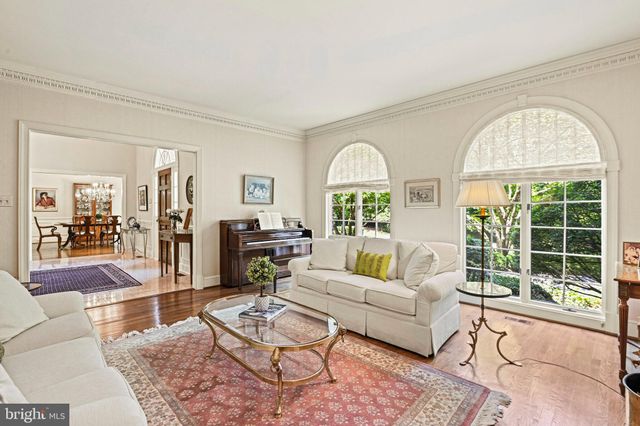 $2,135,000 | 8017 Greenwich Woods Drive, McLean, VA 22102