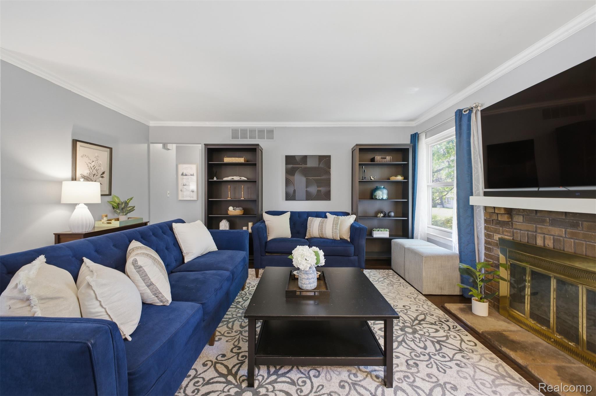 40435 Oak Tree Novi, MI 48375 - Photo 10 of 45 10.jpg