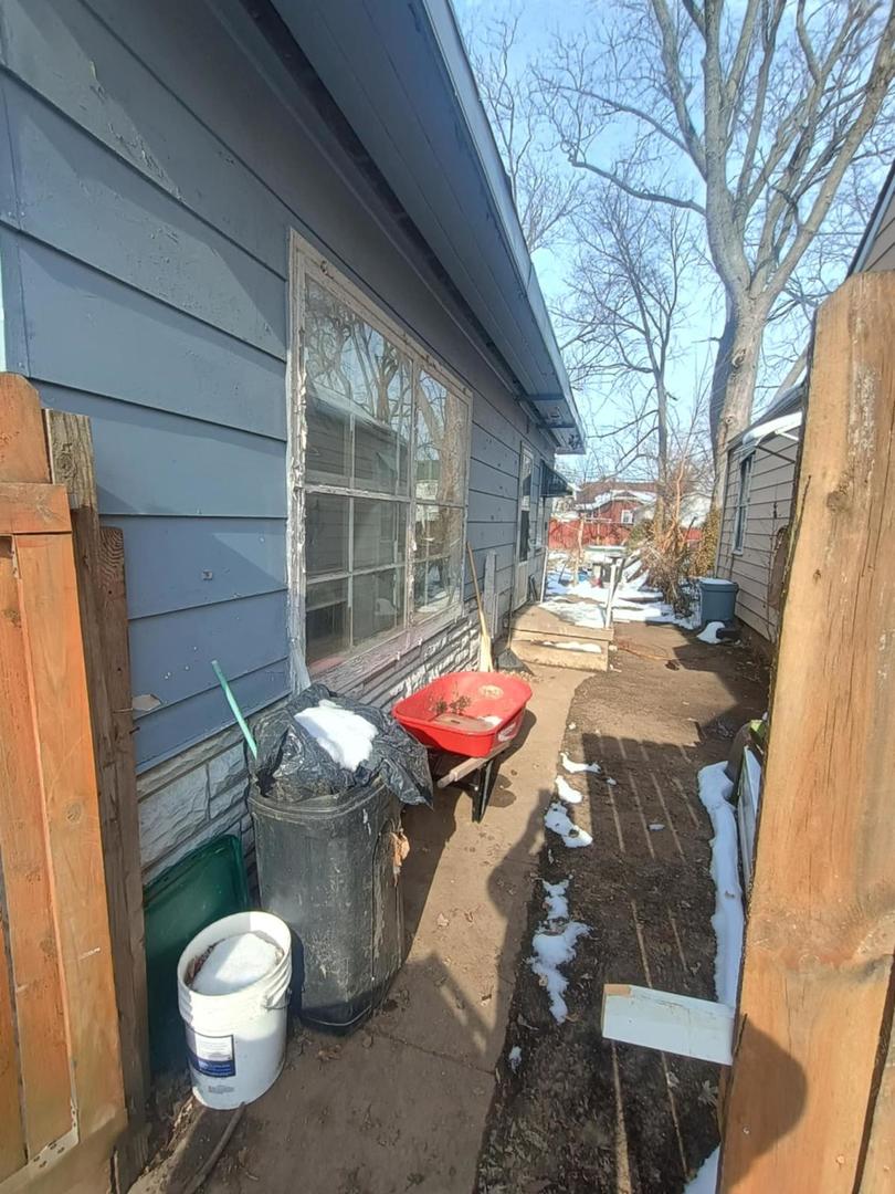 1060 West King Street Decatur, IL 62522 - Photo 3 of 14