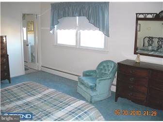 358 Hemlock Lane Springfield, PA 19064 - Photo 10 of 13 Master Bedroom
