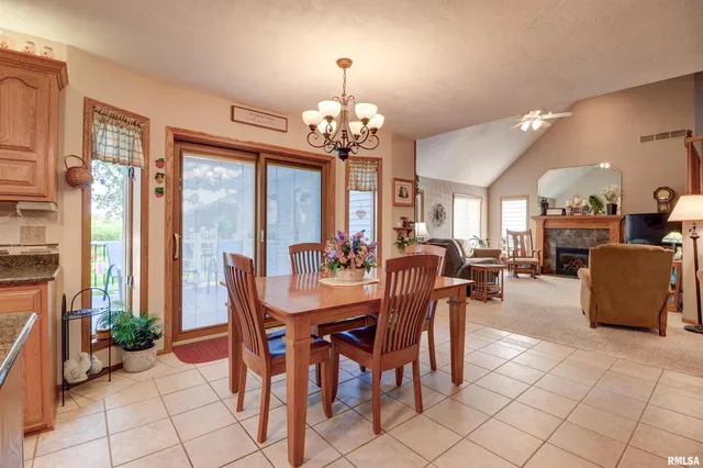 $475,000 | 582 Breezy Point Drive, Clinton, IA 52732