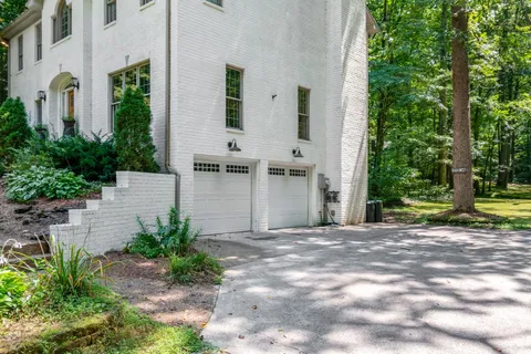 $1,475,000 | 3945 New Highway 96 West, Franklin, TN 37064